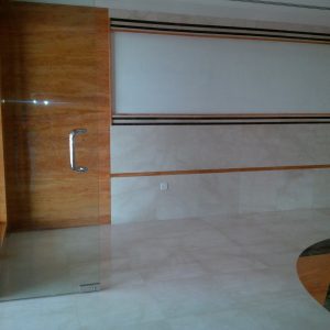 Wall Cladding & Flooring IN ORANGE TRAVERTINE AND ROYALCREAMA  MARBLE